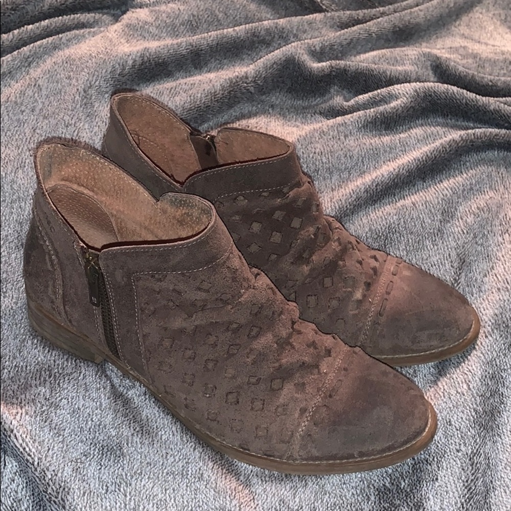 Musse & Cloud brown booties